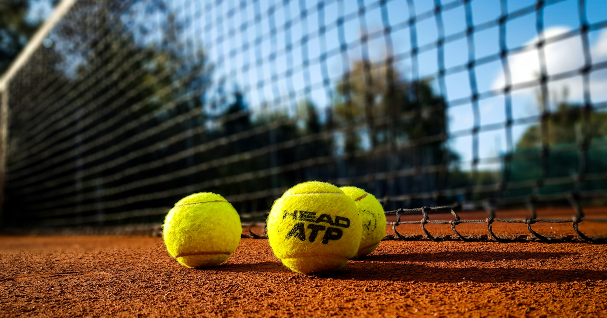 Tenis